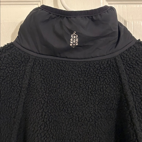 Free People X Free People Movement Hit The Slopes Black Fleece Jacket Size Small - Picture 10 of 14